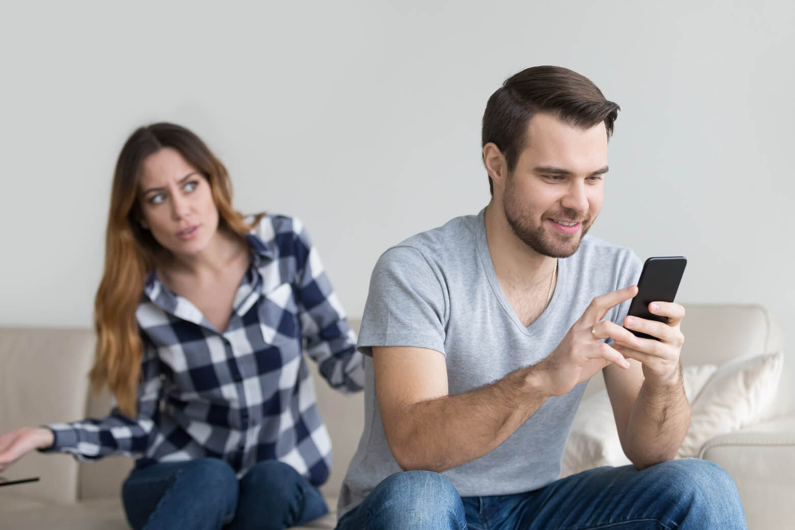 How social media is destroying marriage